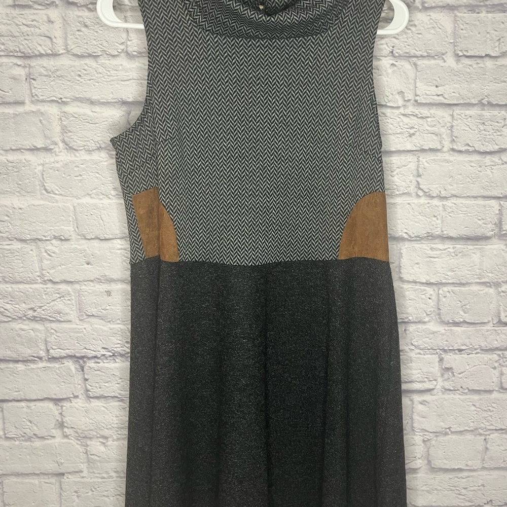 NWT THML large midi sleeveless mock neck dress
